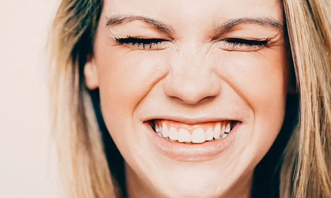 Oil Pulling Benefits, Methods and Safety for Dental Health
