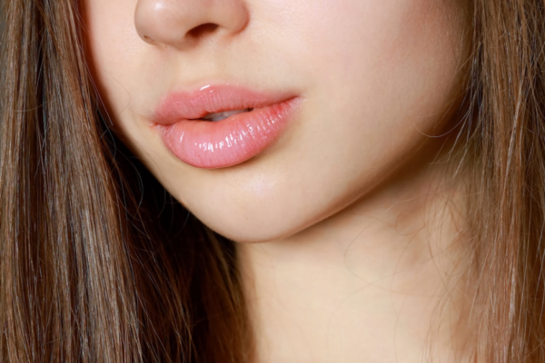 Explore lip shortening surgery, a refined aesthetic procedure. Learn about techniques, benefits, recovery, and why Turkey is a top choice for international patients.